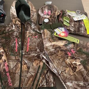Under Armour hunting gear  
women’s jacket, pants, fleece long sleeve shirt, hat